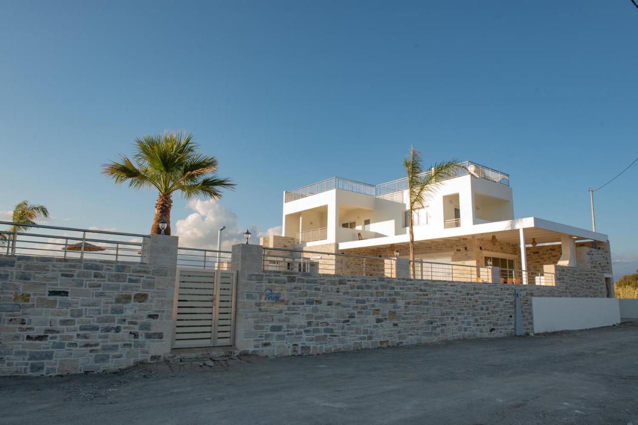 Villa Pnoe Seaside 卡拉马基 外观 照片